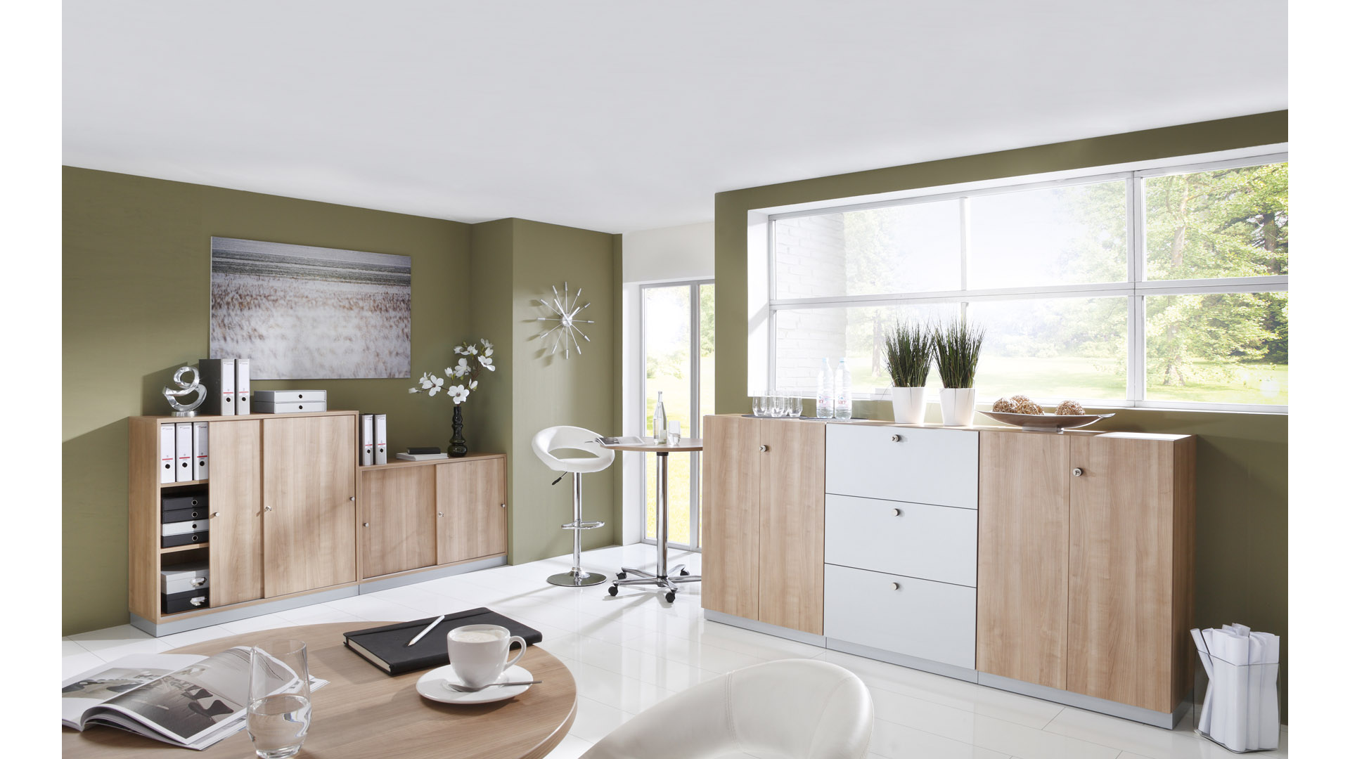 Flügeltürenschrank