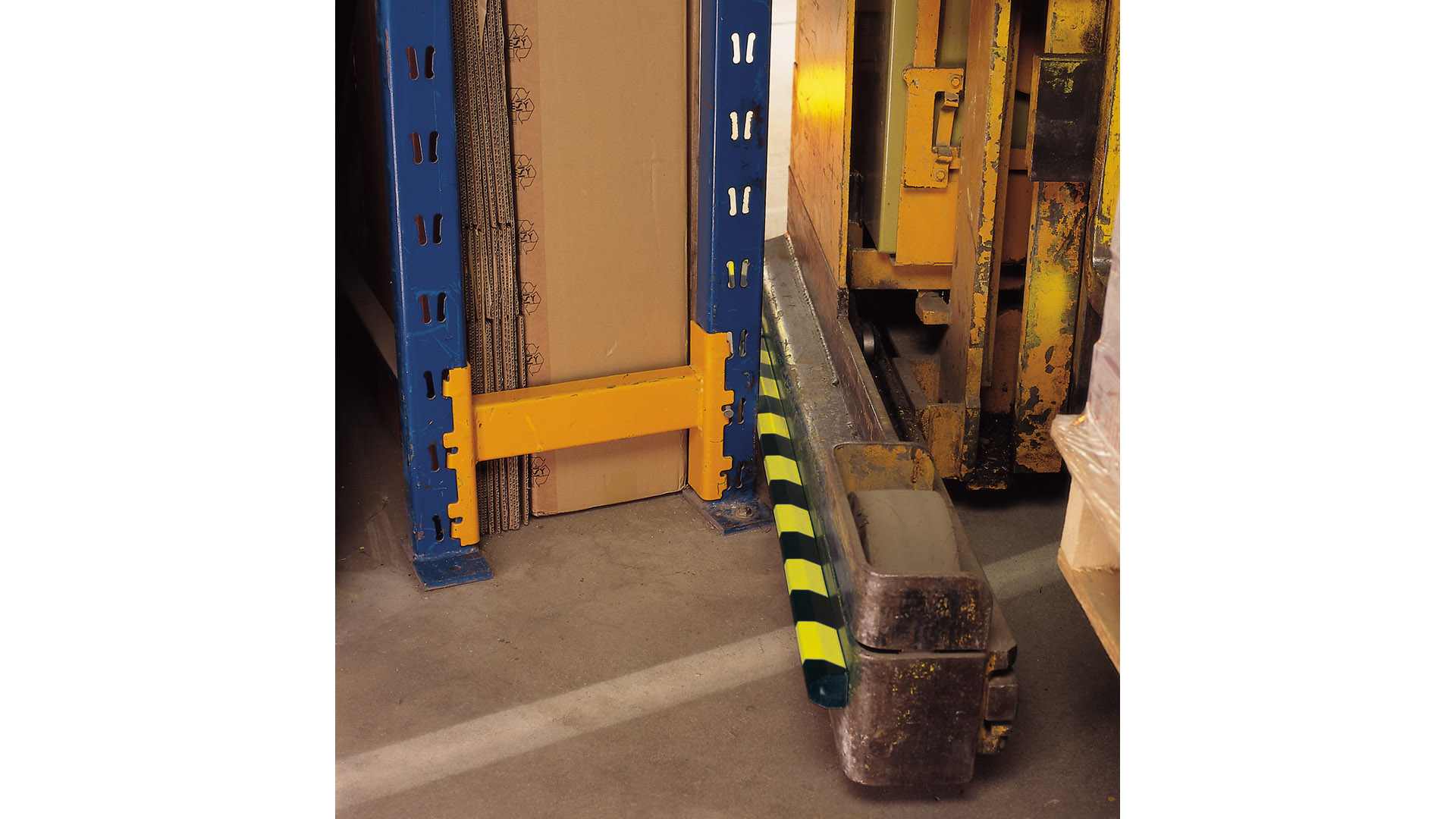 Kantenschutzprofil, Kantenschutz, Wandschutz