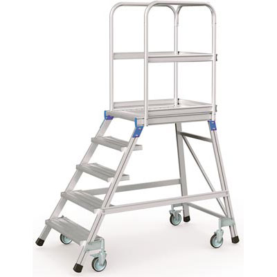 Podesttreppe fahrbar