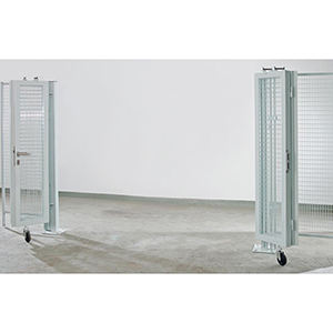 Falttor für Trennwandschutzgitter, einseitig, 3 Flügel, BxH 3000x2200 mm, Flachgitter 40/40 mm, RAL 7037 staubgrau