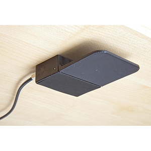 Säulentisch, Durchm.xH 800x720-1140 mm, Gasdruckfeder, Tischplatte 25 mm nussbaum, Gestell chrom, inkl. Gleiter und 5 Rollen, 2 mit Feststeller