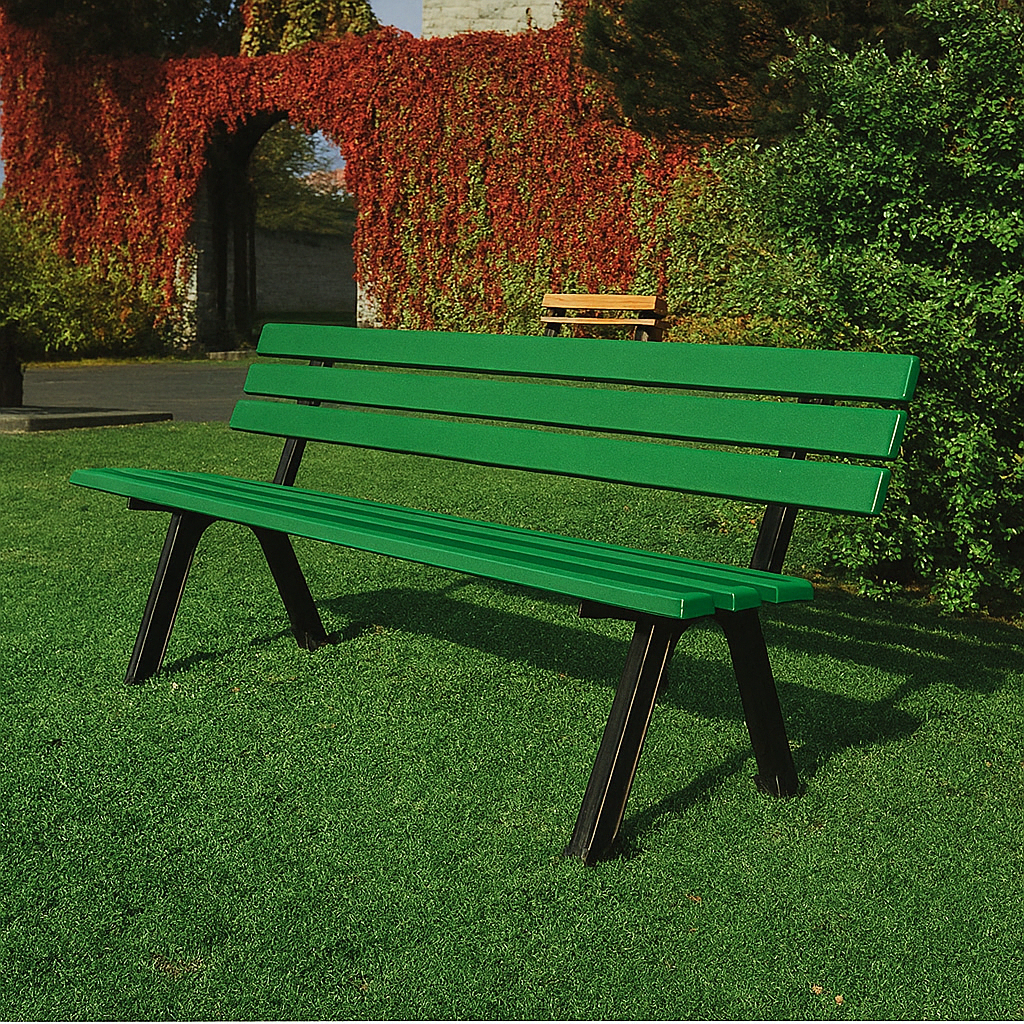 Parkbank mit Gußeisenfüßen und PVC-Latten mit Holzkern aus Stahl/Kunststoff - Breite: 200 cm - Farbe: grün