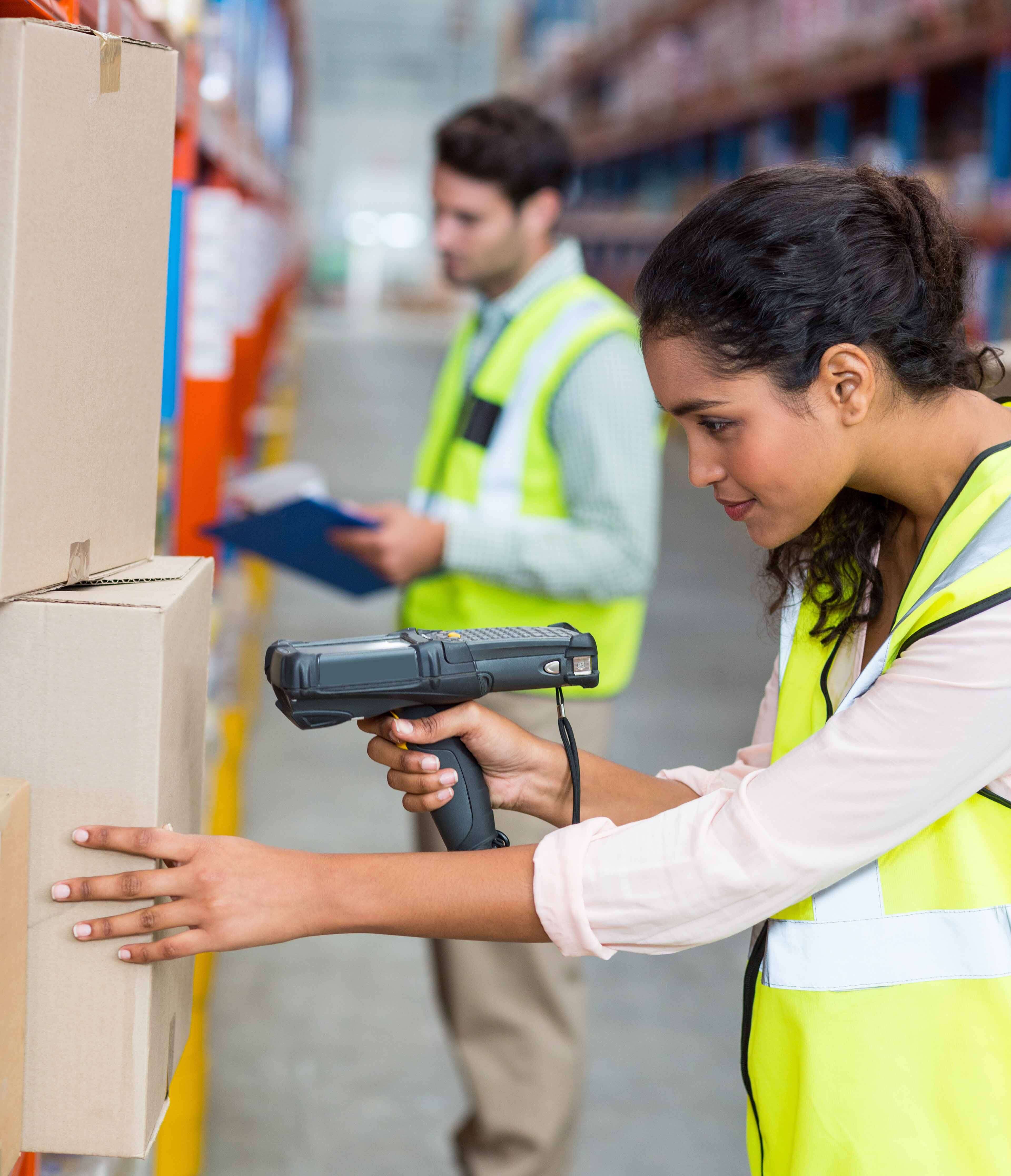 Kommissionieren_BERGER-Shop_ASt._123924849 - cutted