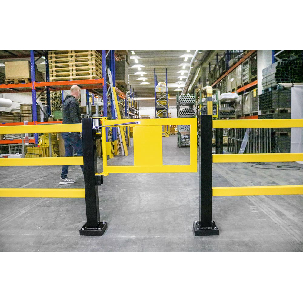 Rammschutzgeländer - Tür