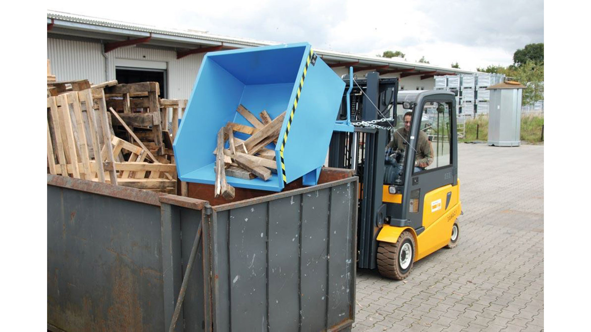 Kippbehälter, Volumen 2,00 cbm,BxTxH 1640x1680x1090 mm, orange, Gewicht 244 kg