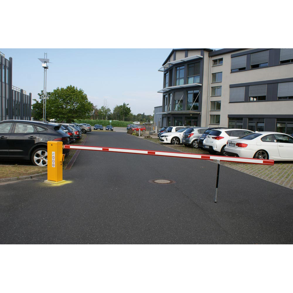 Elektromechanische Schranke RAL 9010, inkl.Pendelstütze und Handsender, Breite 6,0 m