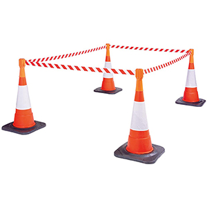 Warnkegelaufsatz für den Außenbereich, Modell Tensacone, Gehäuse orange, Gurtlänge 3,65 m, Gurtfarbe rot/weiß diagonal