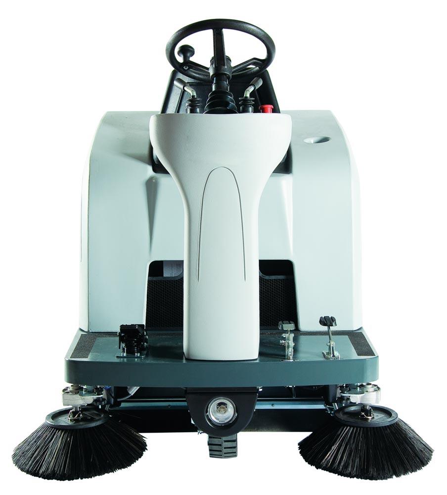 Aufsitz Kehrmschine, Arbeitsbreite 1260 mm, LxBxH 1480x930x1220 mm