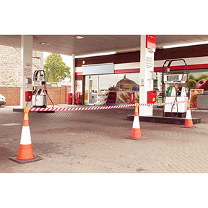 Warnkegelaufsatz für den Außenbereich, Modell Tensacone, Gehäuse orange, Gurtlänge 3,65 m, Gurtfarbe rot/weiß diagonal