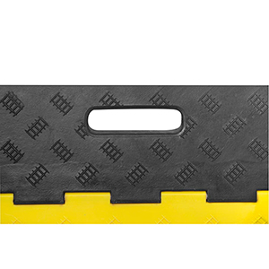 Endstück-Nut, Farbe schwarz, Hartgummimischung, BxTxH 283x600x75 mm