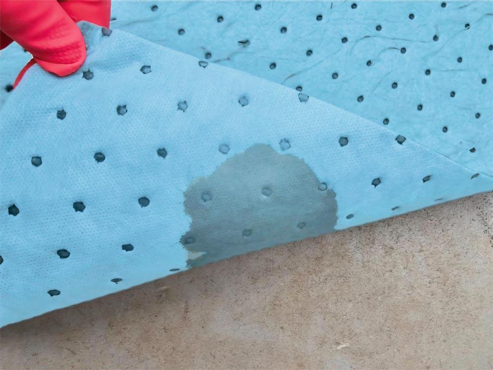 Bindemittelrollen, Breite 400 mm, Länge 40 m, Aufnahme, 136 l, für Öle oder Chemikalien, grau, VE 2 Stück